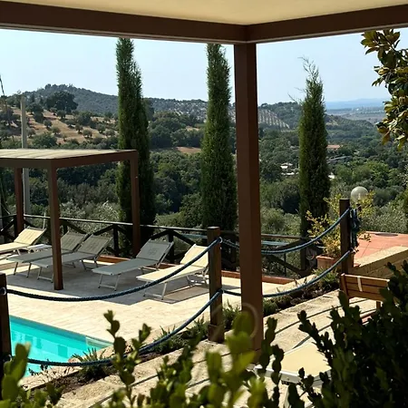 Madonna Del Poggio Cav - 3* Scarlino
