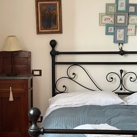 Hotel apartamentowy Madonna Del Poggio Cav -