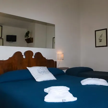 Hotel apartamentowy Madonna Del Poggio Cav -
