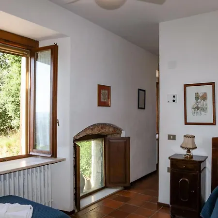 Hotel apartamentowy Madonna Del Poggio Cav - 3*