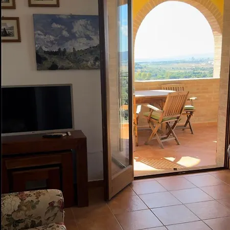 Ξενοδοχείο με διαμερίσματα Madonna Del Poggio Cav *